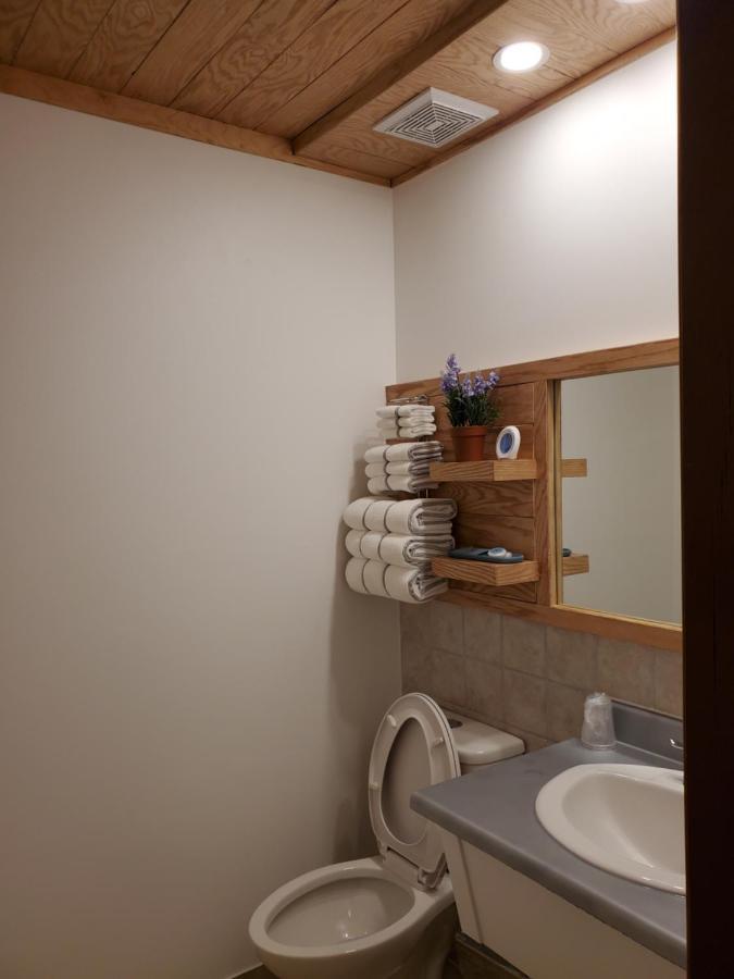 Wolseley Motel Екстер'єр фото