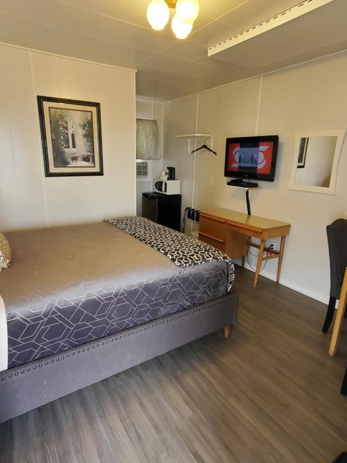Wolseley Motel Екстер'єр фото
