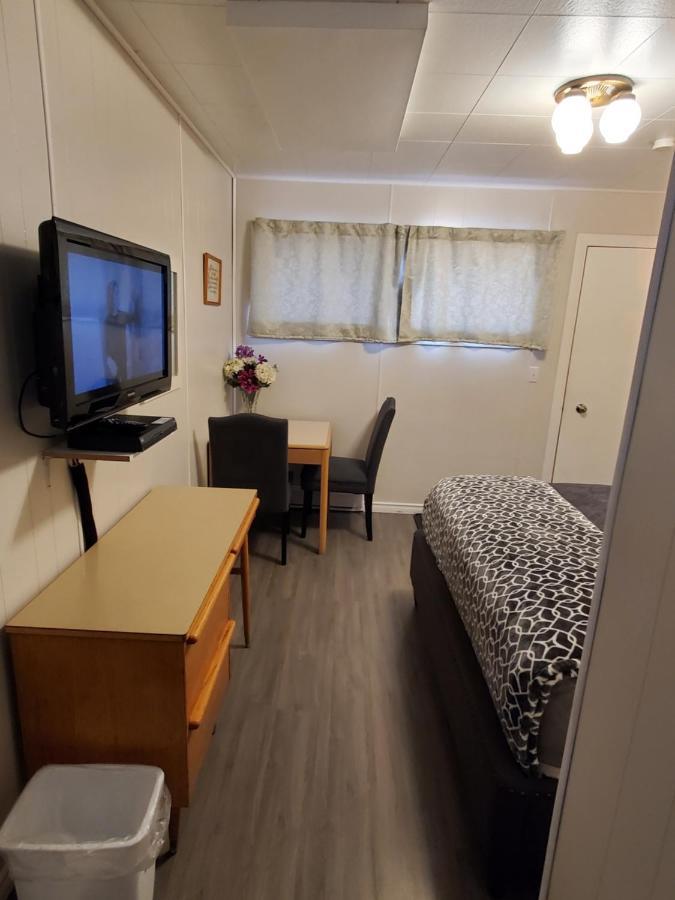 Wolseley Motel Екстер'єр фото