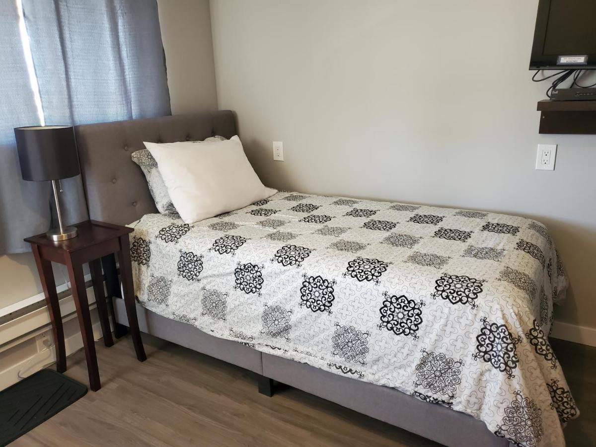 Wolseley Motel Екстер'єр фото