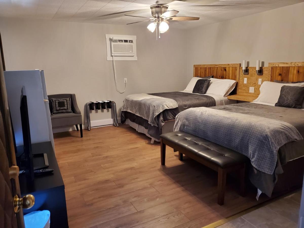 Wolseley Motel Екстер'єр фото